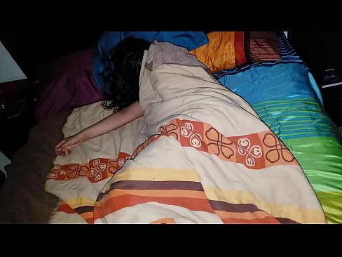 ❤️ Anak tiri berating ibu tiriné enom nalika dheweke turu. Porno fb ing jv.porn-mz-com.ru